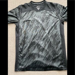 Nike Dri Fit tee shirt. Black w gray print.